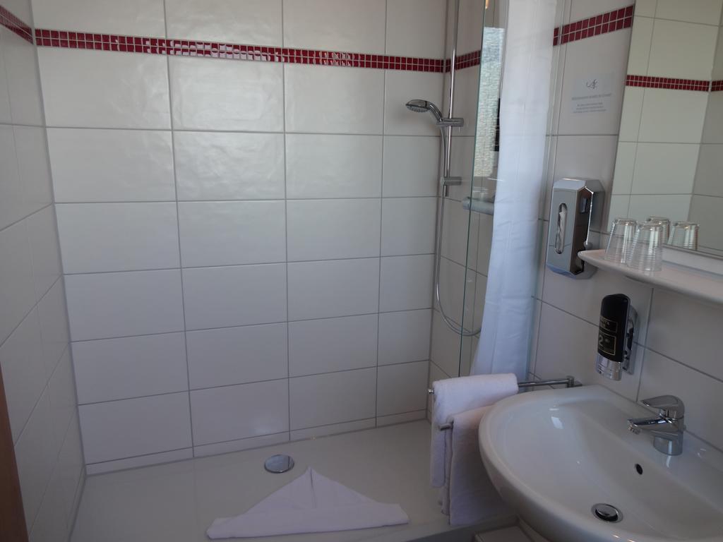 An'T Yachthaven Otel Harlesiel Oda fotoğraf